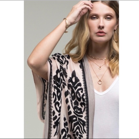 New! Ruggine Damask Print Pom Pom Trim Viscose Lightweight Kimono Coverup Top - Picture 3 of 6